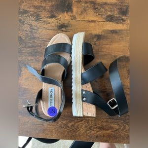 Never Worn Steve Madden Wedges